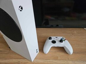 Xbox Series S – 512GB , biely, top stav, zaruka - 2