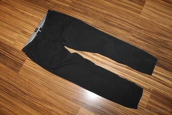 Čierne Chino nohavice HUGO BOSS v. 54 - 2