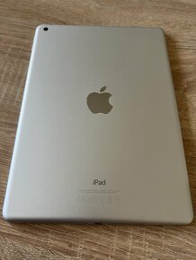 Apple Ipad 9.7” 128GB - 2