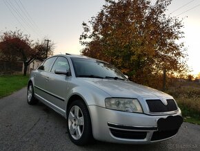 Škoda Superb 2.5 TDI 136Kw V6 Elegance A/T R.v2005 - 2