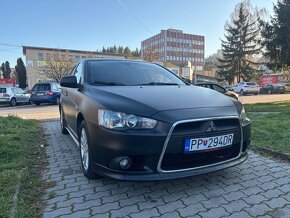 Mitsubishi Lancer Sportback 1.8 - 2