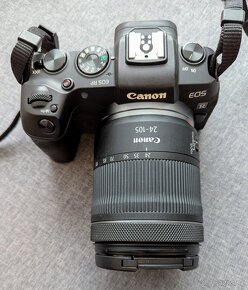 Canon RP a Canon RF 24-105mm 4-7.1 - 2