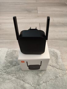 Predam Xiaomi Mi WiFi Range Extender - 2