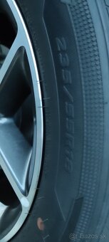 Predám letné Hankook 235/55 R18 H - 2