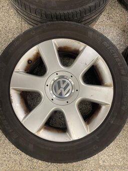 5x112 r16 elektróny Volkswagen + letné 205/55 r16 Michelin - 2