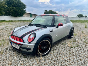 Predám Mini Cooper R50, 2002, 85kW, 5MT, 3dv. - 2