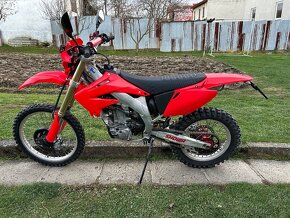 Predám Honda CRF450r s TP a SPZ nova STK na 4roky - 2