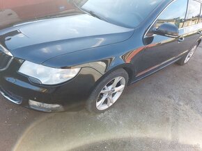 Skoda Superb 2.0tdi DSG - 2