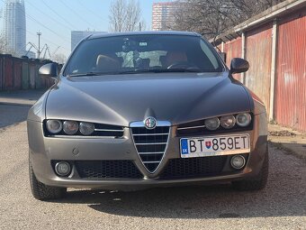 Alfa Romeo 159 JTS 2,2 136 kw top stav - 2