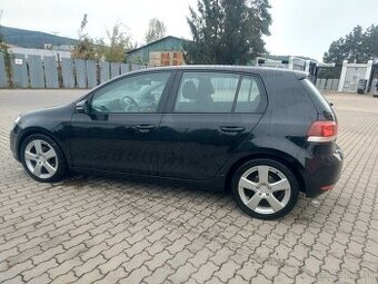 Predám VW golf VI 2.0tdi 81kw - 2