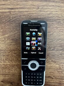 SonyEricsson U100i Yari - 2