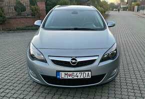 Opel Astra Sport Tourer ST 1.7 CDTI ECOTEC - 2