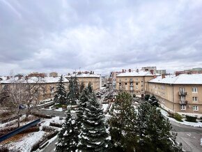 Prenájom 2 izbového bytu s balkónom, ulica Pasterovo námesti - 2