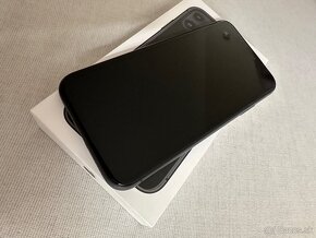 iPhone 11 64GB Black v záruke O2 - 2