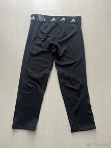 Dámske capri leginy zn. Adidas veľkosť M - 2