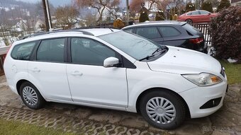 Predám Ford Focus combi - 2