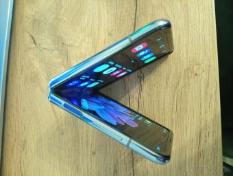 Samsung Galaxy Z Flip mirror purple - 2