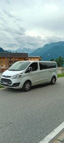 Ford tourneo custom 2,2 114kw Titanium - 2