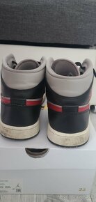 Botasky Jordan 1  40,5 - 2