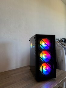 Herné pc, rx 580 8GB, 16GB Ram, ssd, win 10, RGB - 2