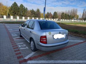 Predam škoda fabia 1.4 mpi benzín kw 50 r.v 2002 sedan - 2