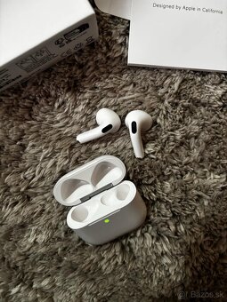 Apple AirPods 4 ANC - 2