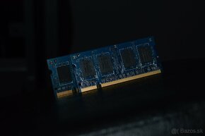 2x 512MB DDR2 SO-DIMM - 2