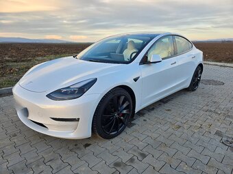 Tesla model 3 Performance - 2