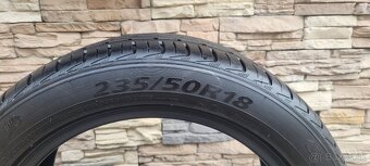 DELINTE DH2 LETNE PNEU 235/50 R18 - 2