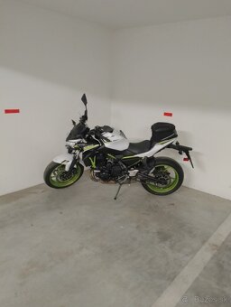 Kawasaki Z650 - 2