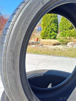 Bridgestone Potenza S001 235/40/19 - 2