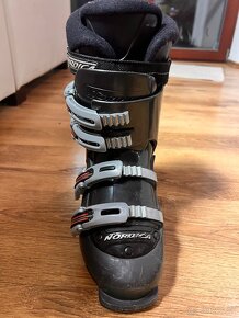 Lyziarky Nordica 25-25.5 (eu 39) - 2