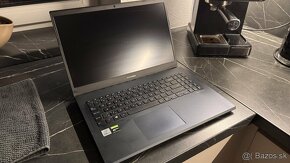 Predam ASUS VivoBook 15 X571LH-BQ455T čierny i7 - 2