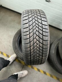 Zimne pneumatiky 255/50 r19 - 2