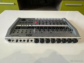 Zoom R24 Multi-Track Recorder - 2