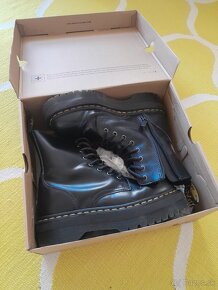 Predám Dr. Martens, veľ. 40 - 2