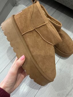 Dámske UGG camel - 2