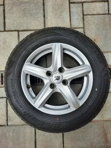 ZIMNÉ PNEUMATIKY S ELEKTRÓNMI 195/65R15 YOKOHAMA - 2