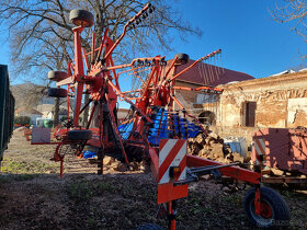 Zhrňovač krmovín KUHN GA 8121 - 2