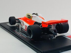 Mclaren Ford M23 - James Hunt 1976 - 1:18 MCG - 2