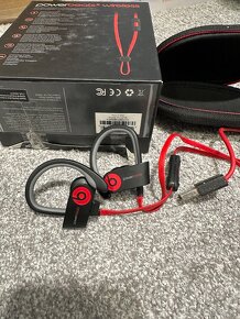 Sluchátka PowerBeats 2 Wireless - kúpené za 280€ - 2