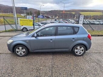 Kia Ceed 1.6 Hatchback - 2