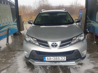 PREDAM TOYOTA RAV4....2.2DIESEL/110KW...2015/11 - 2