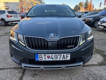 Škoda Octavia Combi 2.0 TDI 184k Scout DSG 4x4 - 2