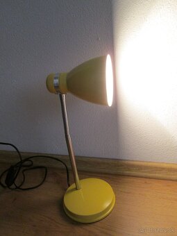 Kovová retro stolová lampa - 2