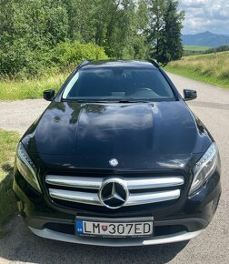 Mercedes-Benz GLA 180 - 2