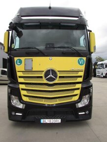 Predám ťahač MERCEDES BENZ Actros Mega BL839 - 2