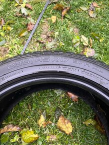 235/45 r17 - 2