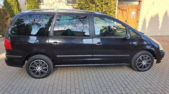 Volkswagen Sharan 2.0TDI 103kw M6 r.v.2008 - 2