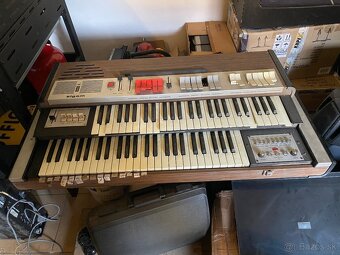 Organ ELGAM 249 - 2